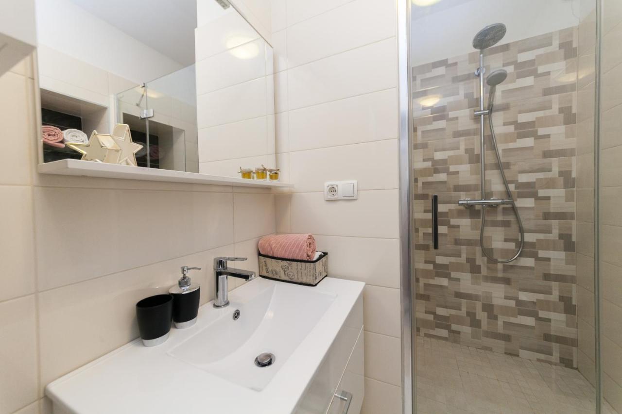 Imperium Central Apartments Zadar Exterior photo
